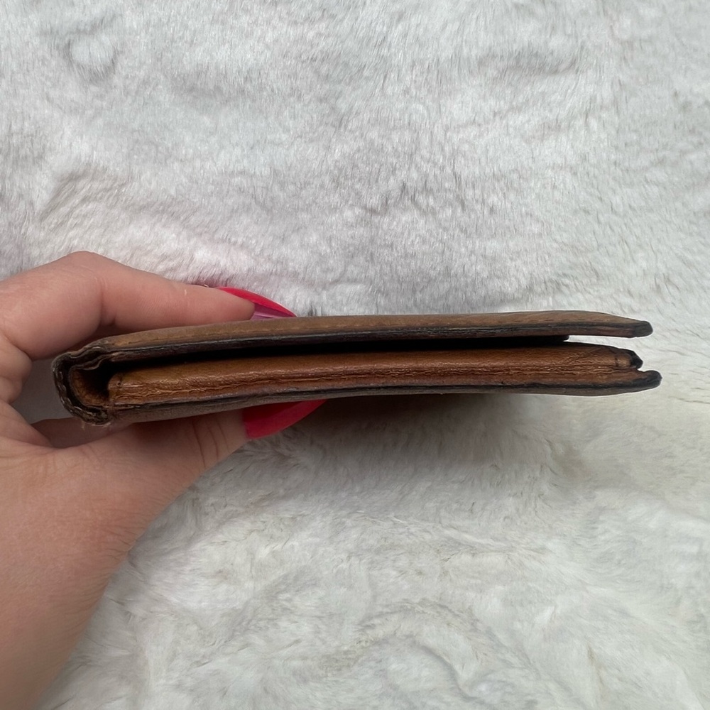 Yves Saint Laurent Tan/Brown Leather Wallet - Picture 5 of 14